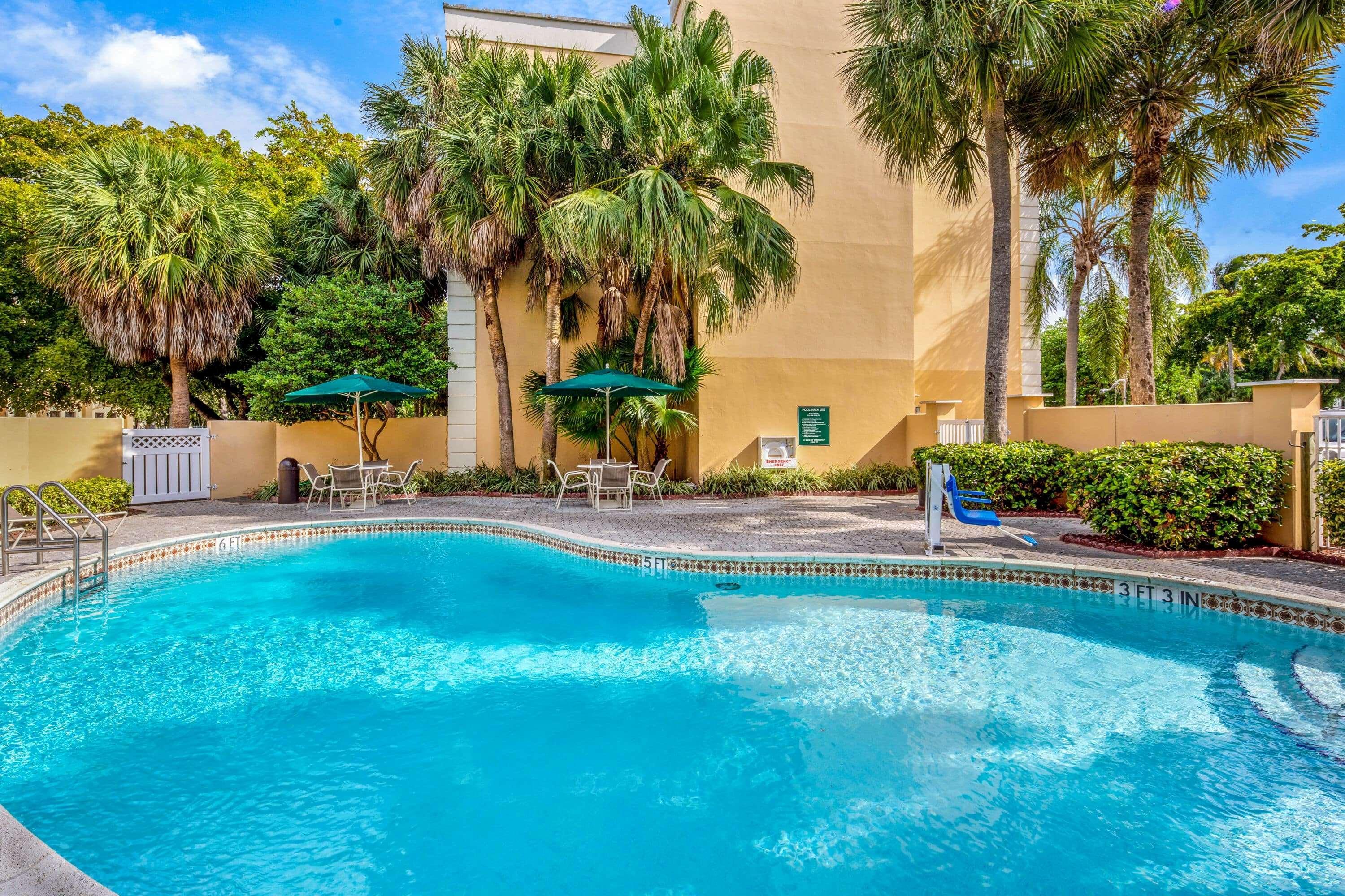 La Quinta By Wyndham Miami Lakes Eksteriør billede